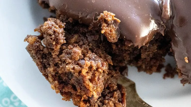 14 Delicious Keto Cake Recipes (So Easy to Make!)
