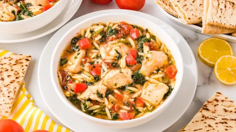 28 Cozy Slow Cooker Soup Recipes (Perfect for Busy Weeknights!)