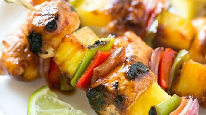 34 Delicious Grilling Recipes for a Crowd (Perfect for Your Next BBQ!)