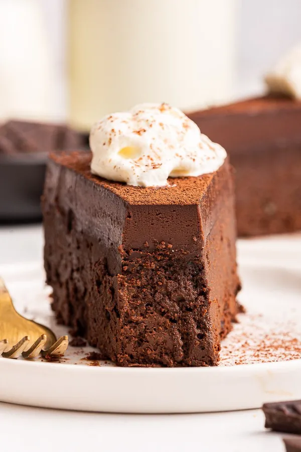 Chocolate Ganache Cake