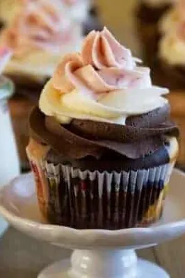 Neapolitan Cupcakes