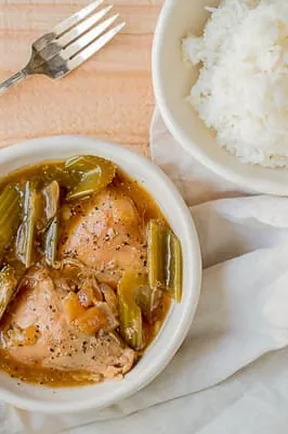 Slow Cooker Black Pepper Chicken