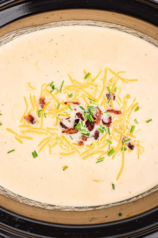 Slow Cooker Cauliflower Soup