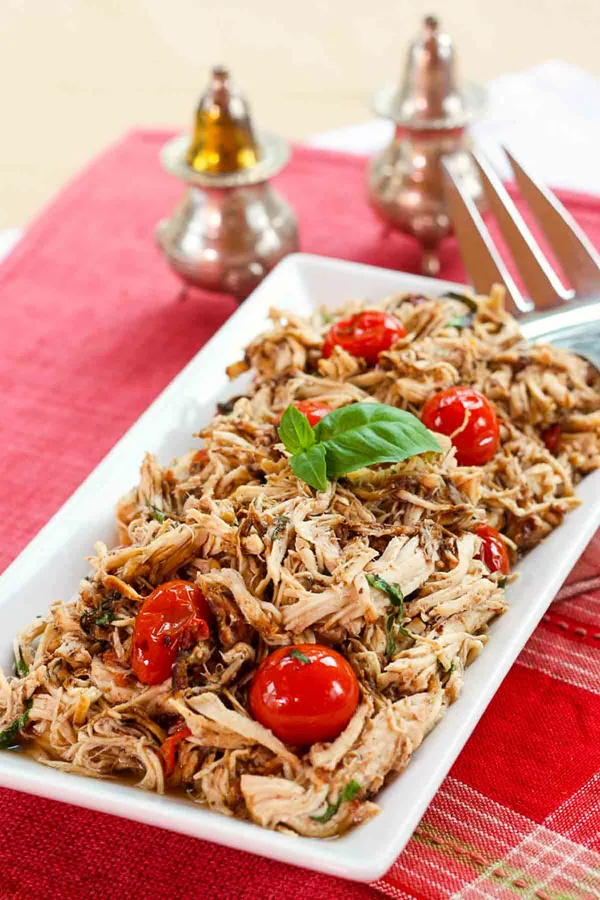 Slow Cooker Tomato Basil Chicken