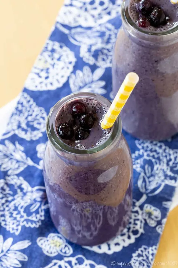Blueberry Almond Butter Smoothie
