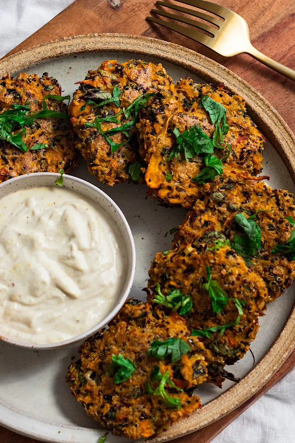 Carrot quinoa fritters with cashew aioli