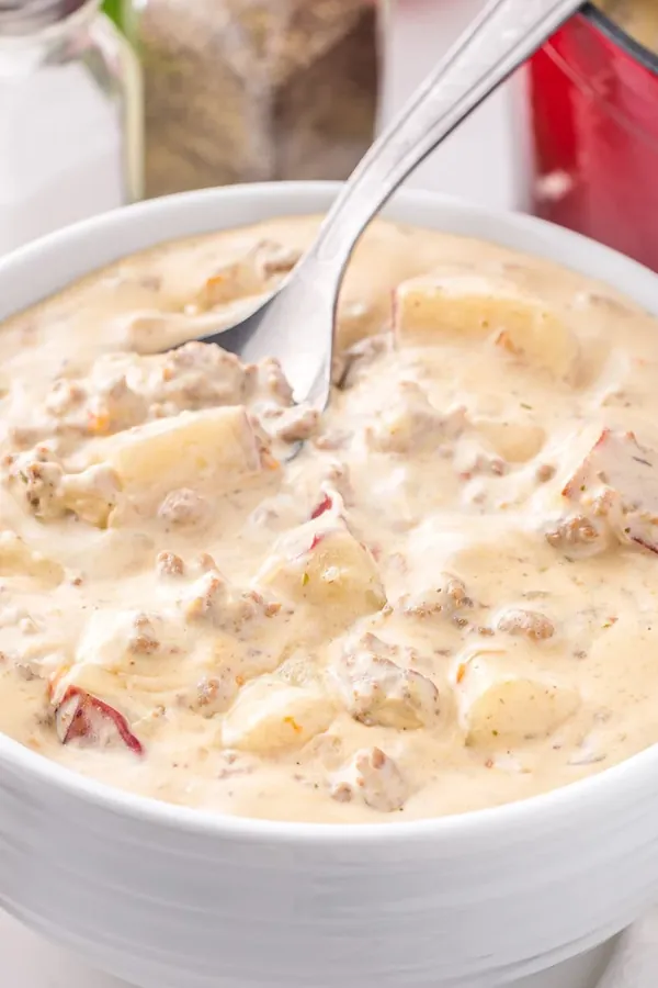 Cheeseburger Soup with Velveeta