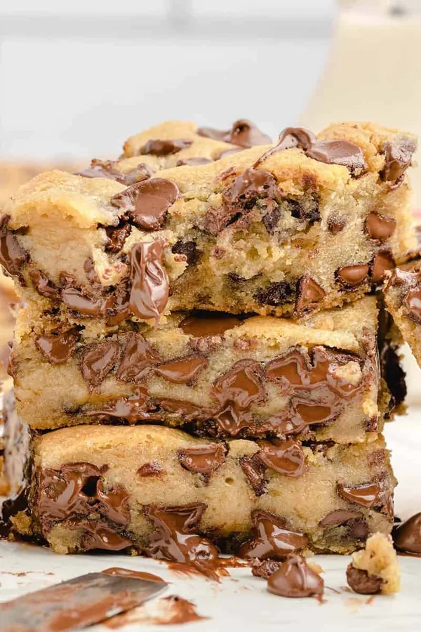Chocolate Chip Cookie Bars
