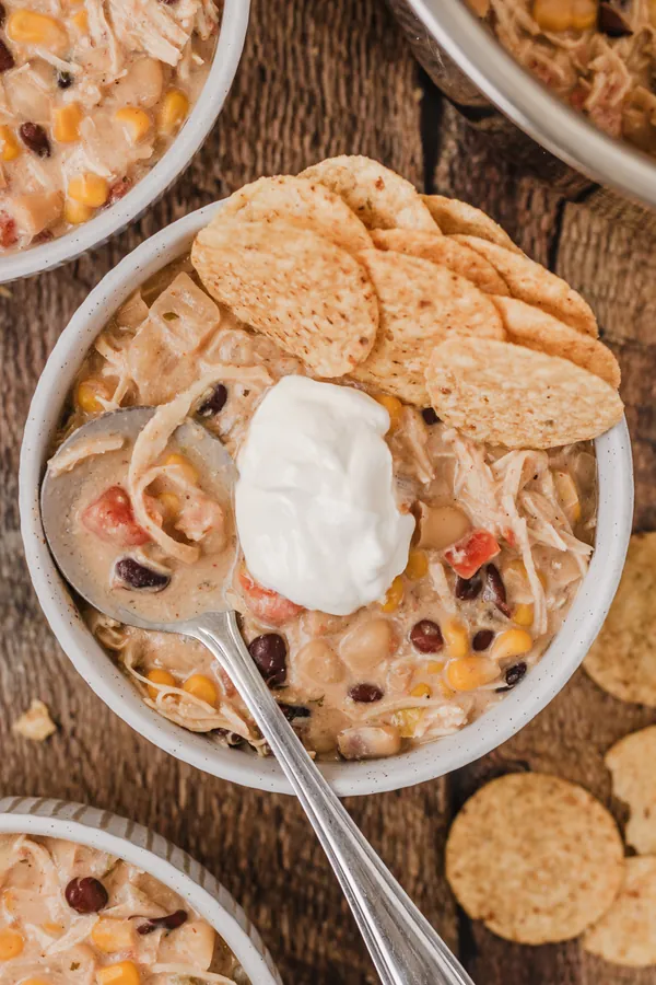 Creamy Instant Pot White Chicken Chili