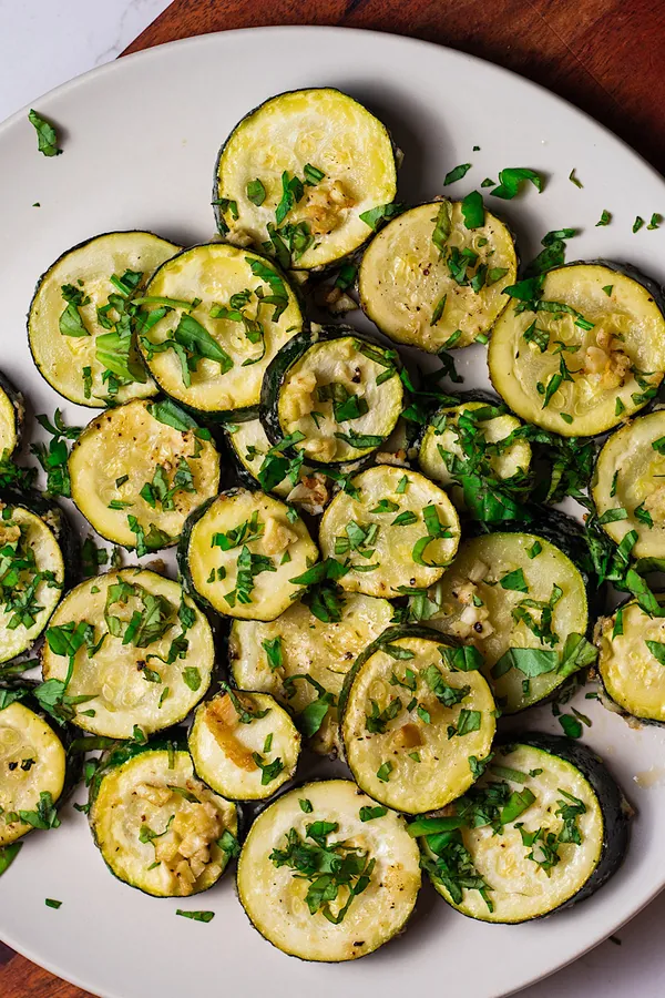 Garlic Parmesan Roasted Zucchini