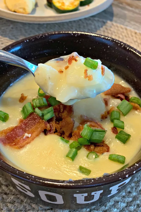 Instant Pot Loaded Potato Soup
