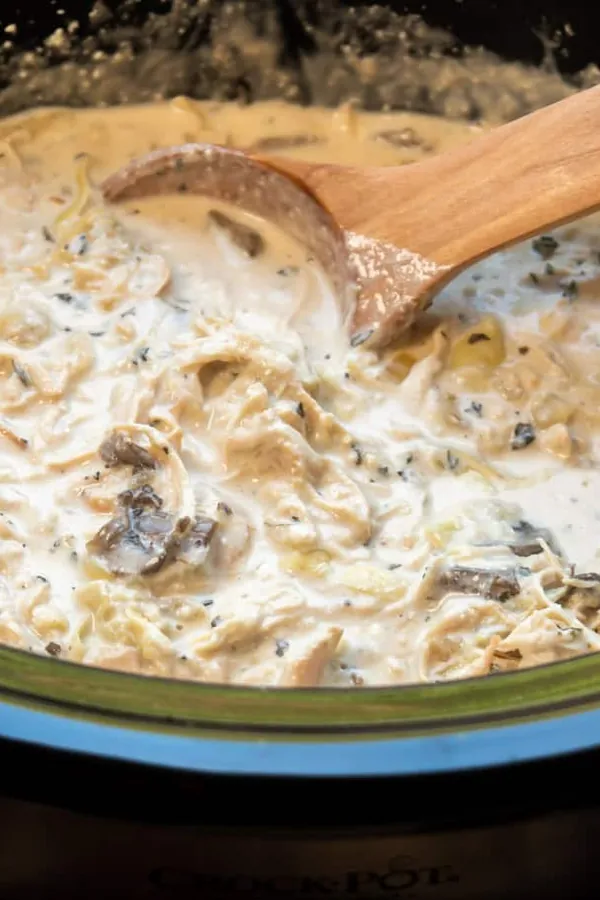 Slow Cooker Artichoke Mushroom Chicken