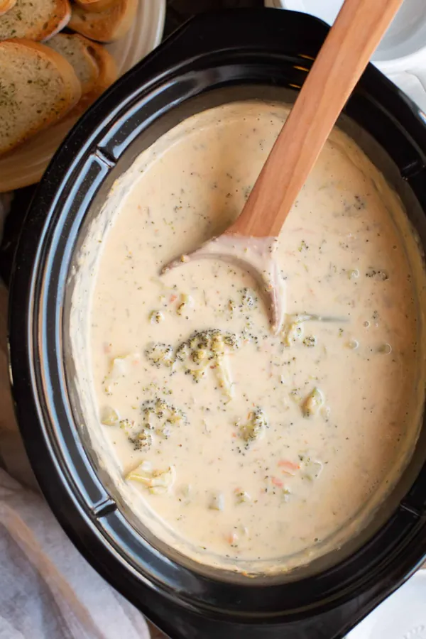 Slow Cooker Broccoli Cheese Soup