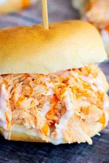 Slow Cooker Buffalo Chicken Sliders