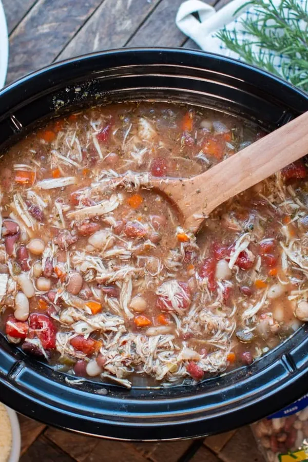 Slow Cooker Italian Chicken Bean Soup