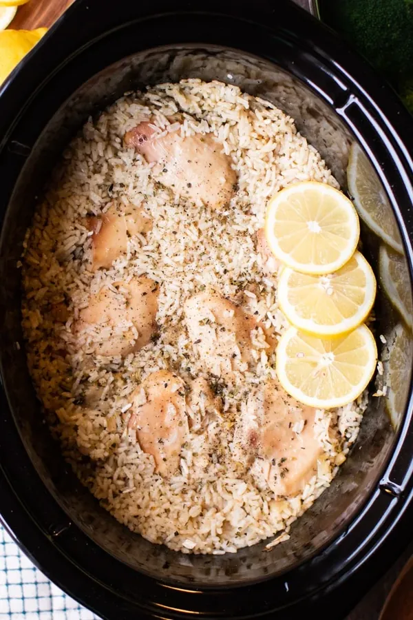 Slow Cooker Lemon Pepper Chicken and Rice