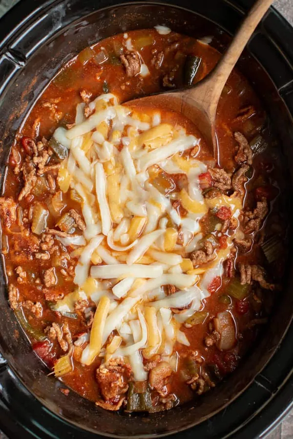 Slow Cooker Low Carb Bacon and Beef Chili