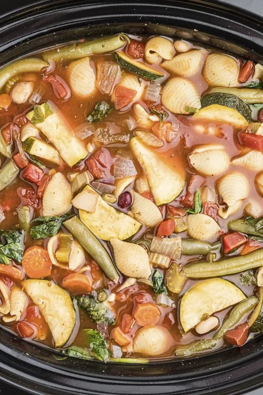 Slow Cooker Minestrone Soup