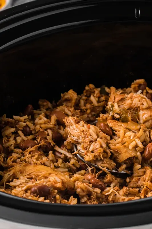 Slow Cooker One Pot Chicken Burrito Filling