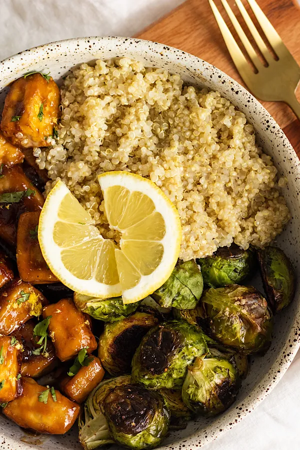Sticky Lemon Ginger Tofu (vegan)