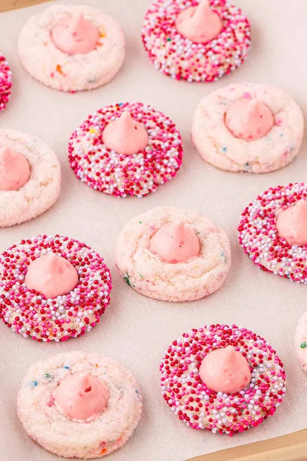 Strawberry Kiss Cookies