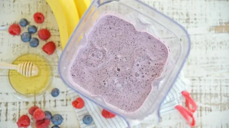 29 Refreshing Non Alcoholic Drinks for Summer (That You’ll Love)