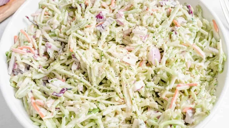 30 Easy fresh summer salad recipes (that everyone will love)