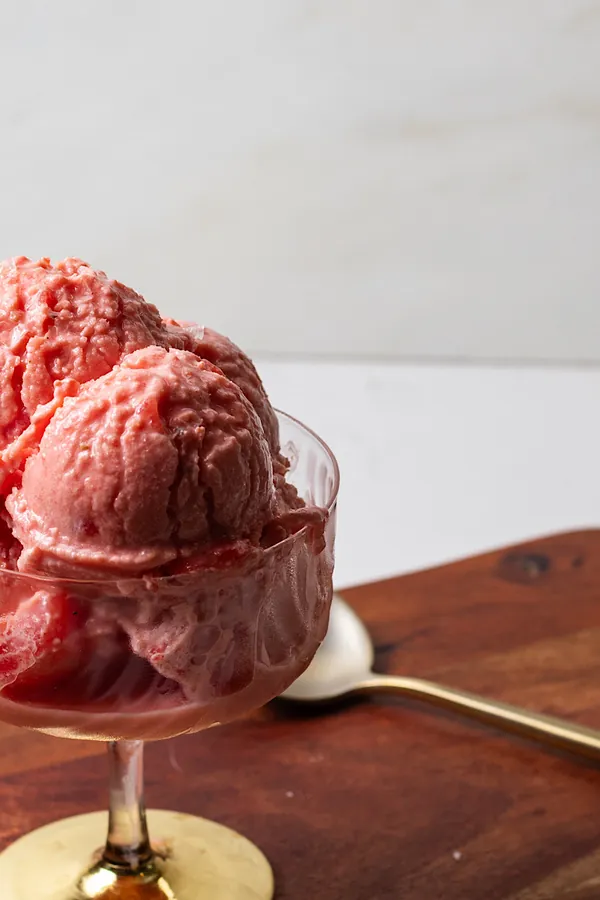 Blender Watermelon Frozen Yogurt