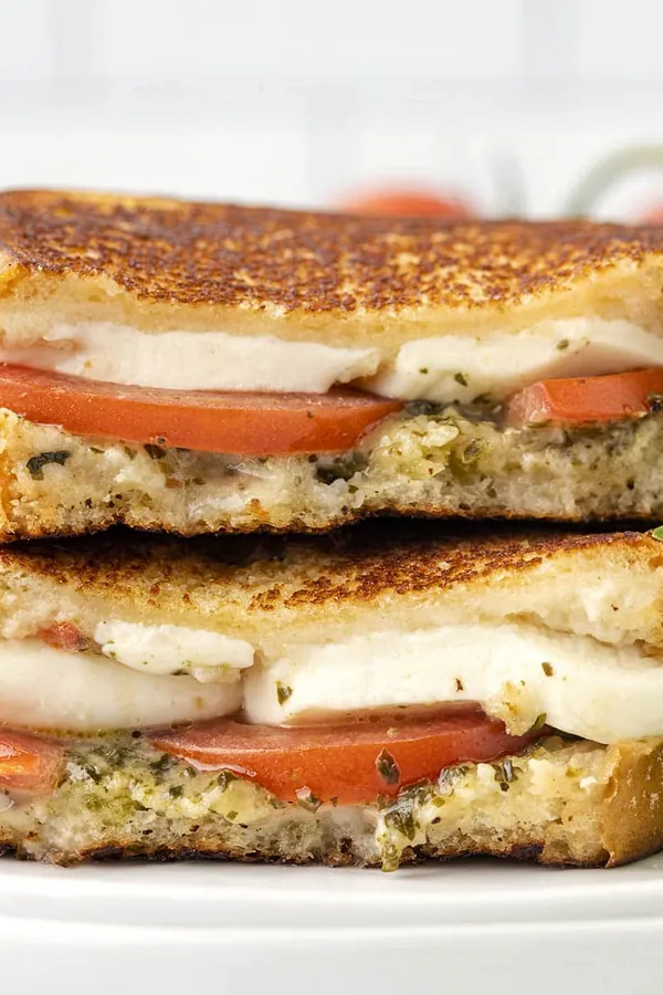 Caprese Grilled Cheese