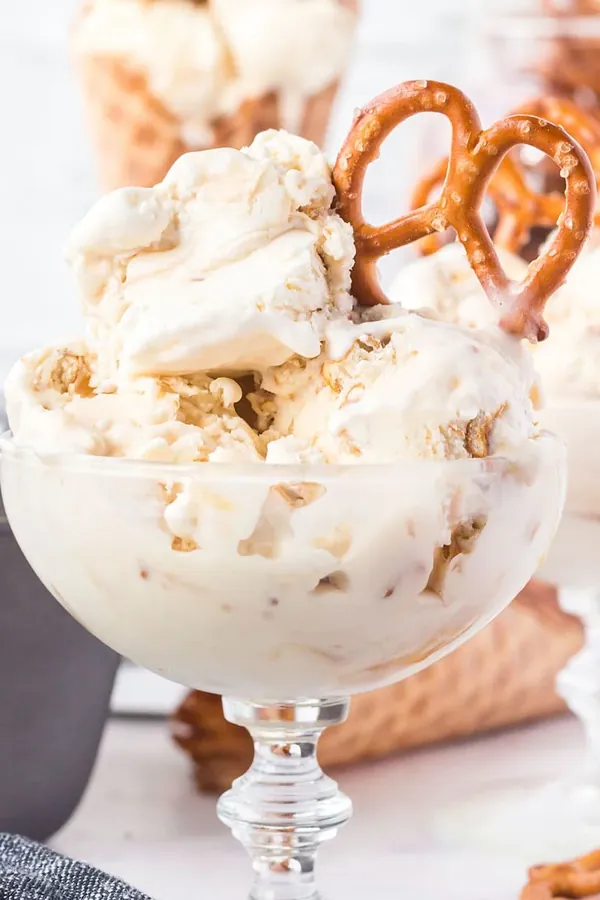 Caramel Pretzel Ice Cream