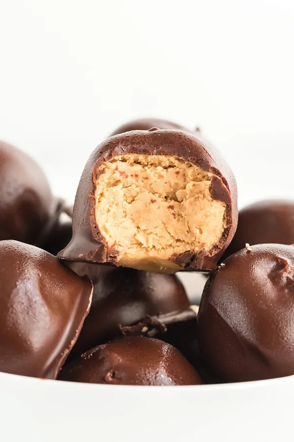 Chocolate Peanut Butter Balls Recipe