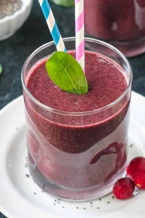 Coconut Water Smoothie with Berries and Spinach