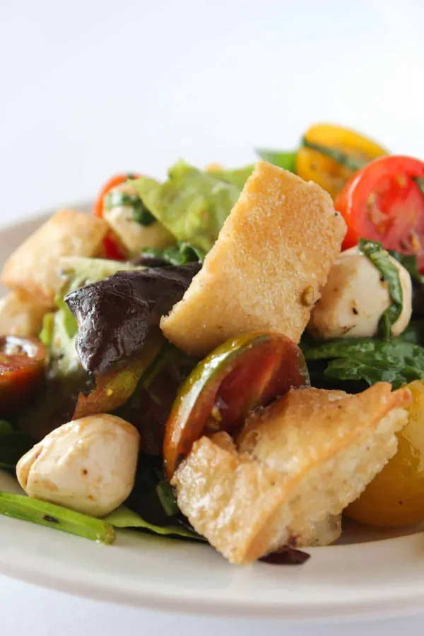 Easy Bruschetta Salad