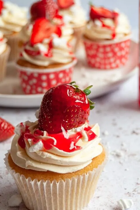 Eton Mess Cupcakes