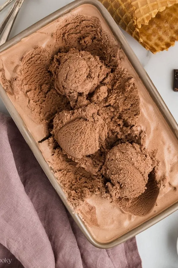 Homemade Chocolate Ice Cream Recipe