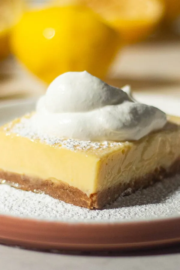 Lemon Bars with Graham Cracker Crust - Easy Recipe