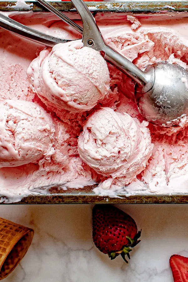 No Churn Strawberry Ice Cream