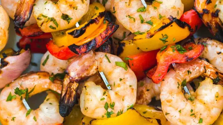 17 Easy Light Summer Dinners (you’ll love)