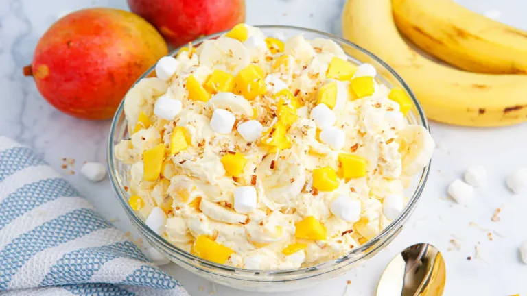 8 Refreshing Mango Salad Recipes (to make this summer)