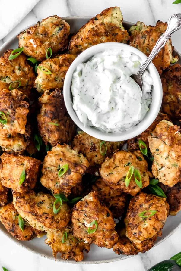 Kolokithokeftedes (Greek Zucchini Fritters)