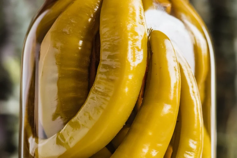 Pickled Banana Peppers - Featured Image