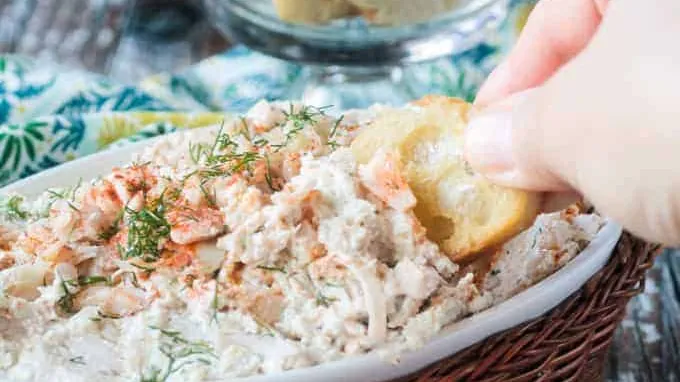 11 Tasty Healthy Dips Recipes (You’ll Want to Make Again)