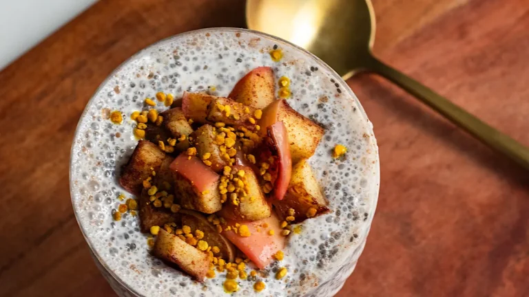 11 Tasty Breakfast Parfait Recipes (that you’ll love to make again)
