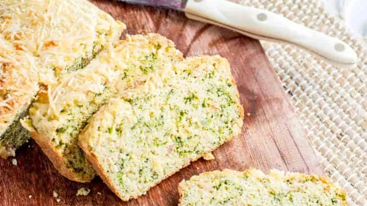 19 Yummy Breakfast Bread Recipes (That Your Whole Family Will Love)