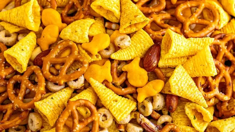 22 Easy Party Snack Recipes (That Everyone Will Love)