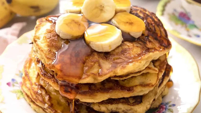 8 Delicious Banana Pancake Recipes (Your Whole Family Will Love)