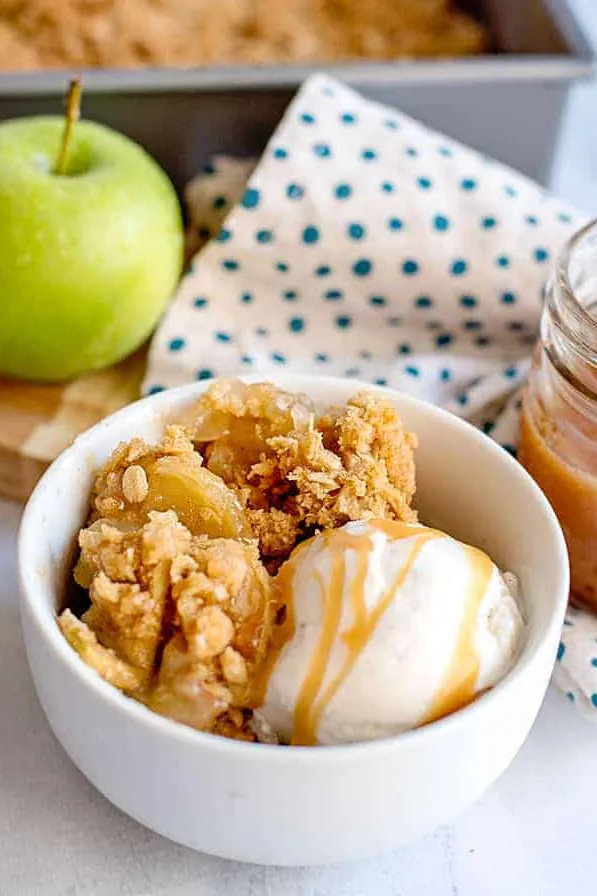 Caramel Apple Crisp