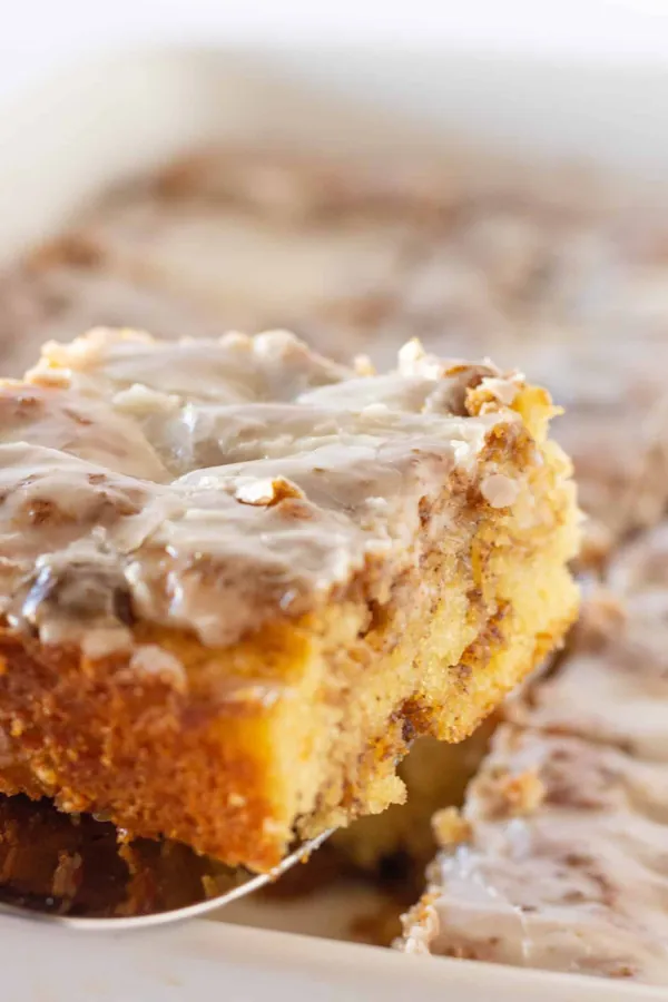 Cinnamon Bun Cake Recipe