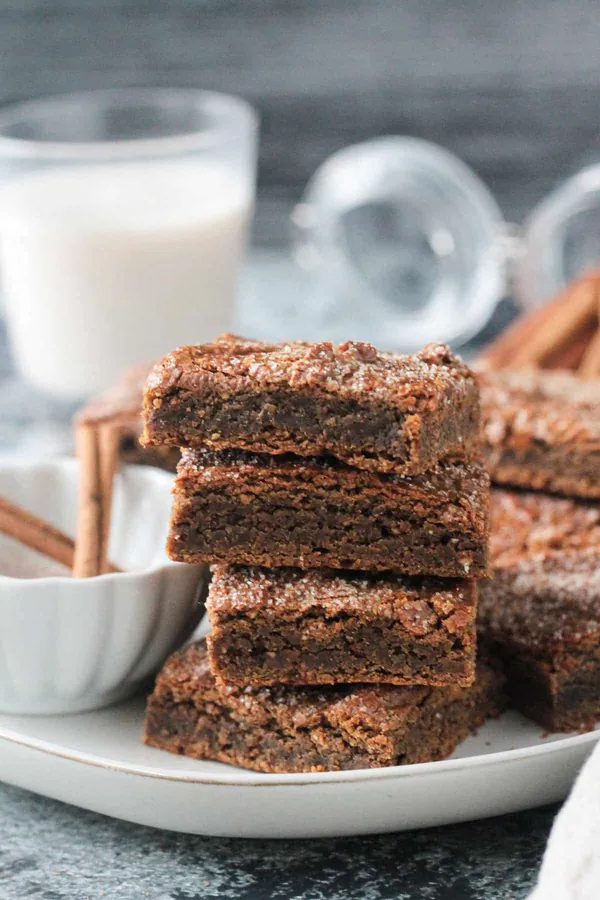 Cinnamon Chickpea Blondies