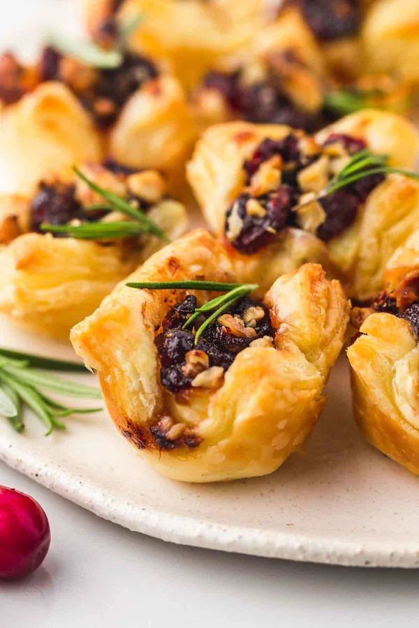 Cranberry Brie Bites Recipe